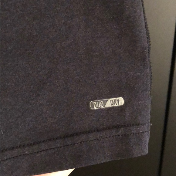 🍀 4/$15! C9 by Champion USA duo dry workout shirt sz medium - Picture 3 of 10